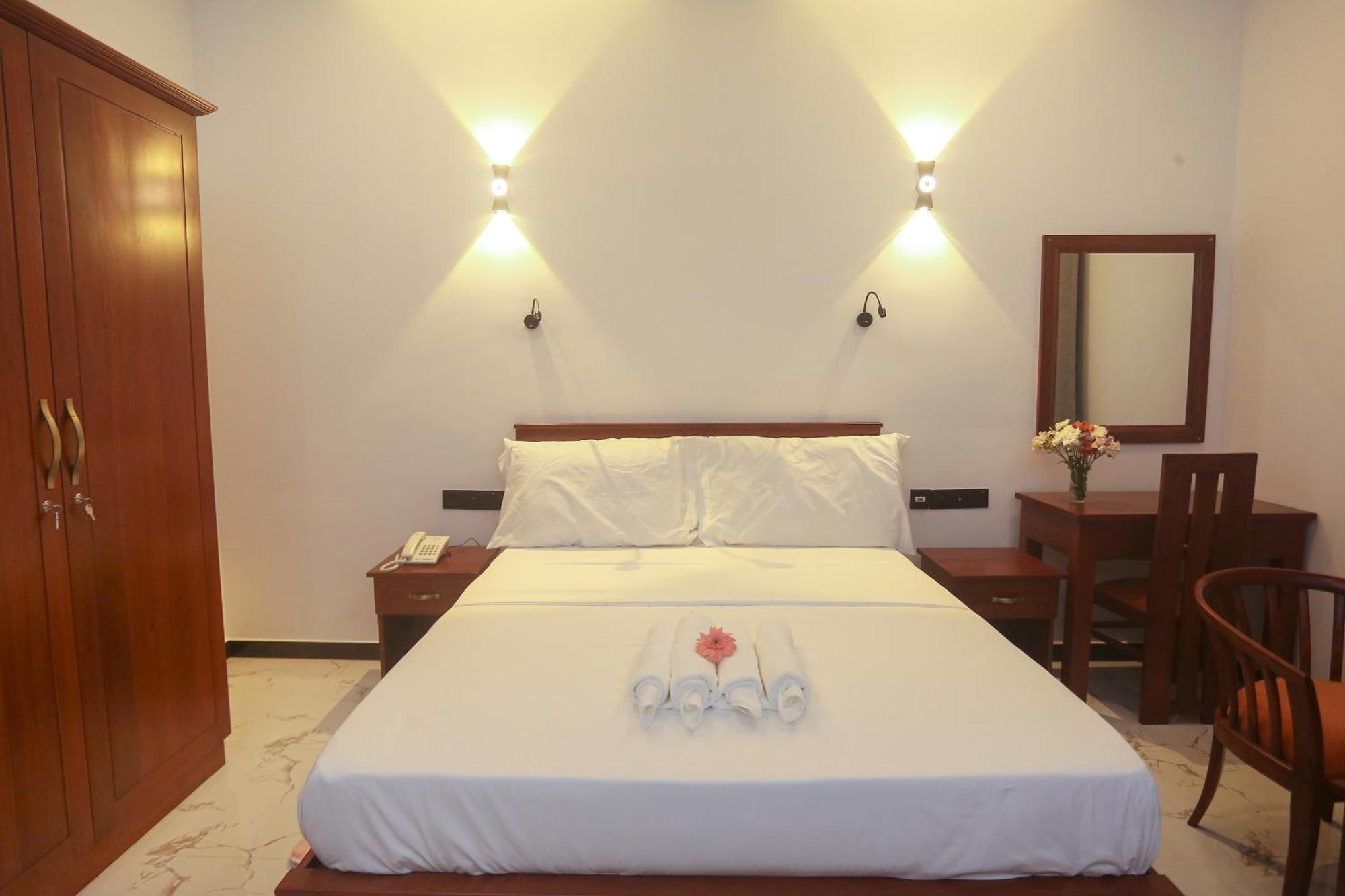 Sheron Resort Унаватуна Экстерьер фото